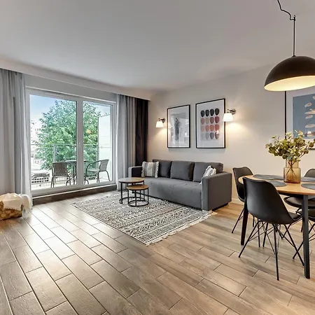 Angielska Grobla - Center, Marina & Parking By Downtown 公寓式酒店 4*