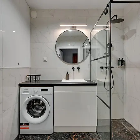 Angielska Grobla - Center, Marina & Parking By Downtown 4* 格但斯克