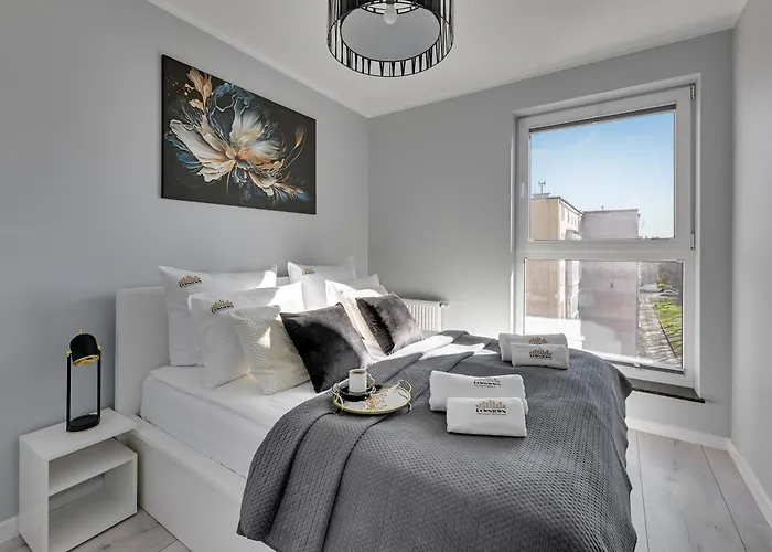 Apart-hotel Angielska Grobla - Center, Marina & Parking By Downtown Gdańsk