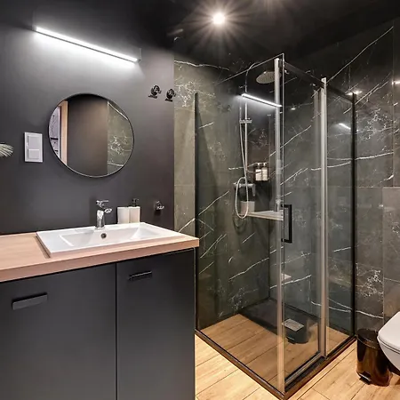 Angielska Grobla - Center, Marina & Parking By Downtown מלון דירות 4*
